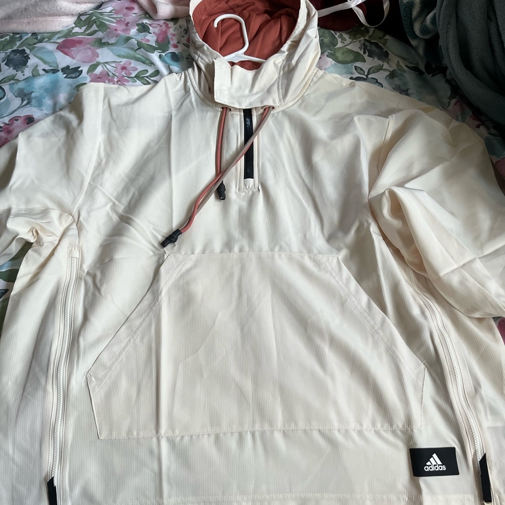 NWT ADIDAS JACKET SIZE LARGE